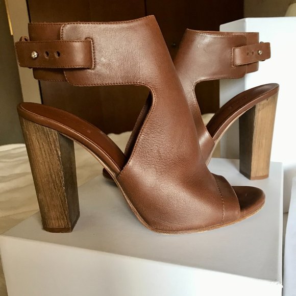 Addie Leather Open Toe Sandals In Saddle - Picture 4 of 13